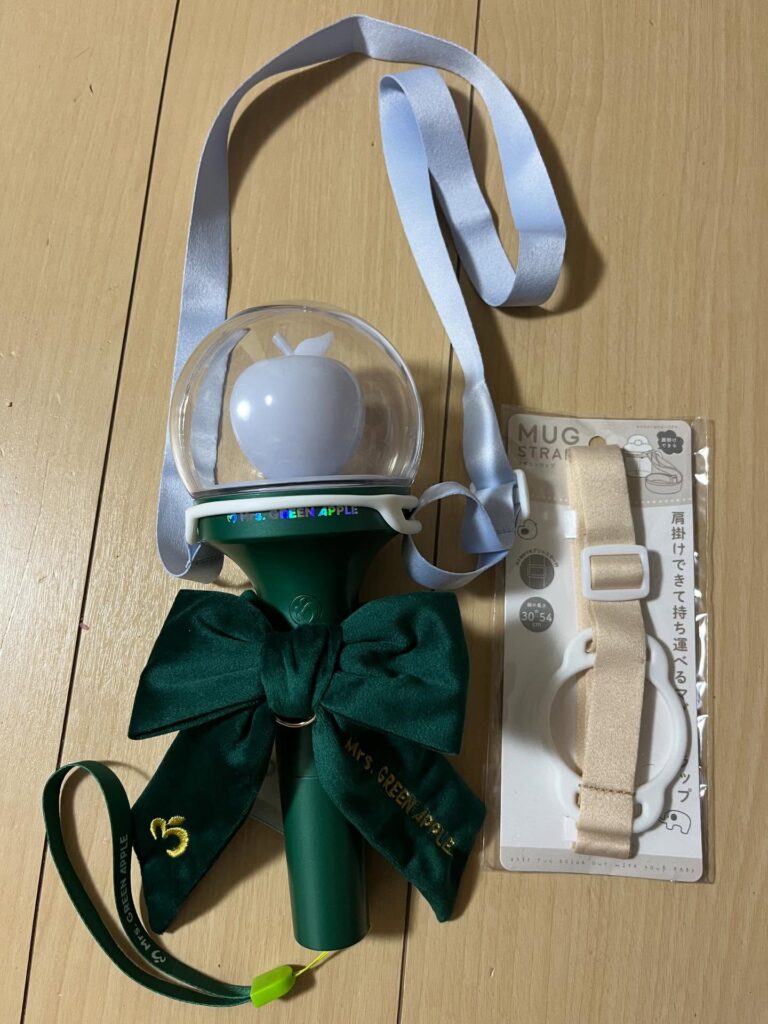 100円ネックストラップ