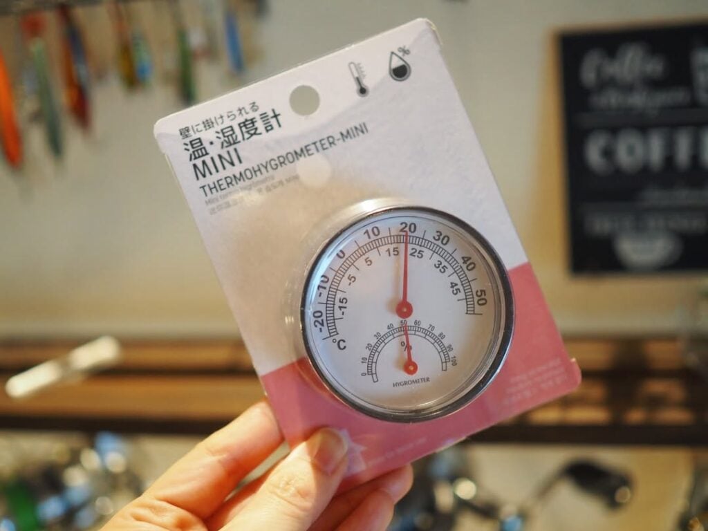 100円湿度測定器