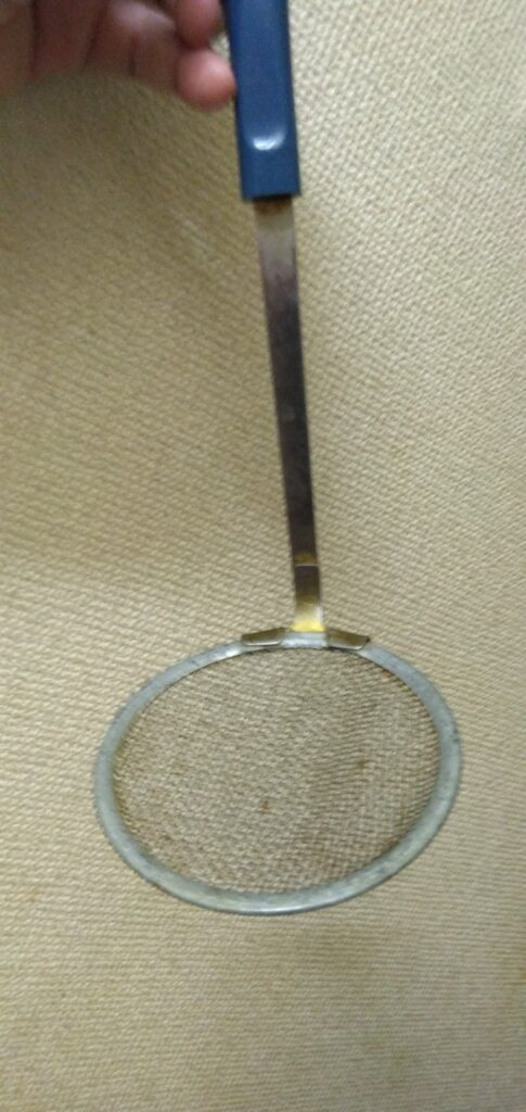 こし器ダイソー商品