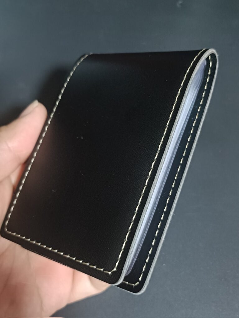 100円カードホルダー