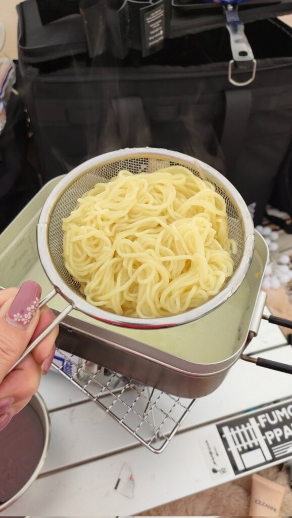 100均湯切りザル